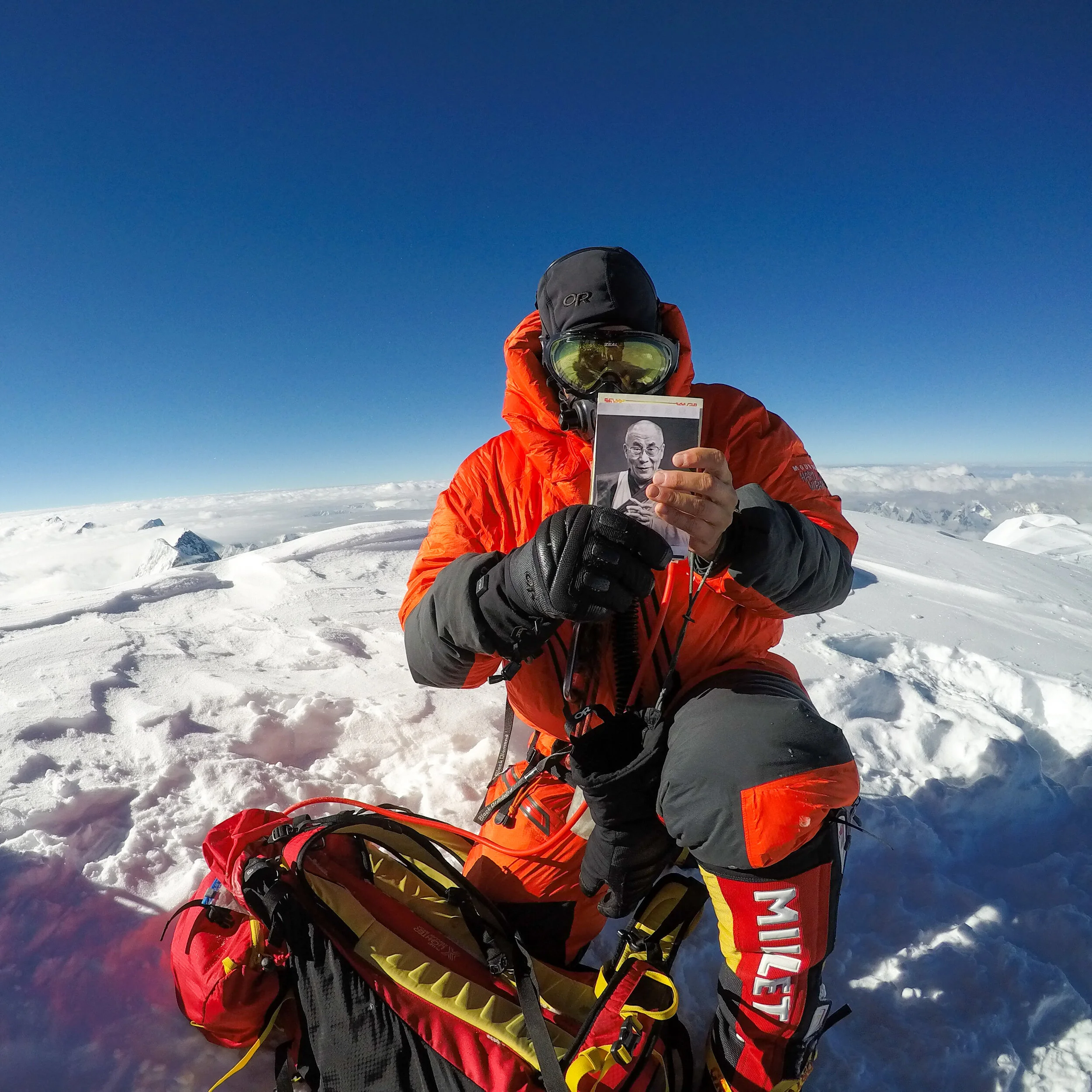 David Liaño. Climbing, paragliding, sailing. Adventure.